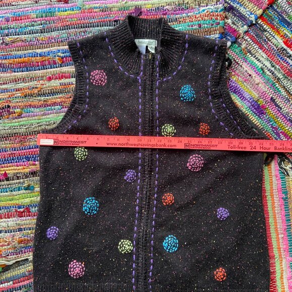 1X Wool Blend Coldwater Creek black zip-up sweater vest with colorful embroidery - Picture 6 of 7